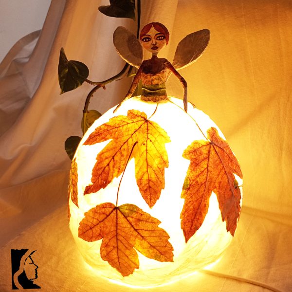 autumn-paper-lamp-leaves